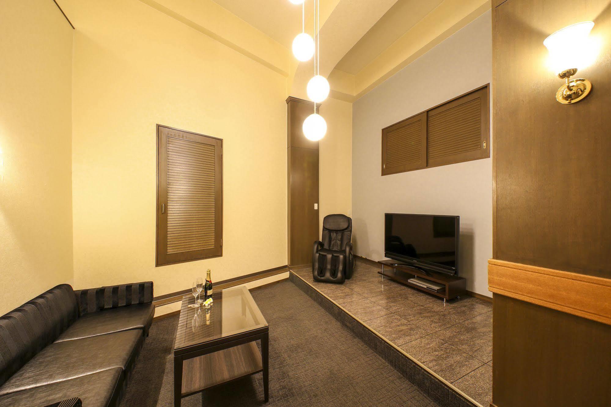 Hotel Clio Kobe (Adults Only) Экстерьер фото